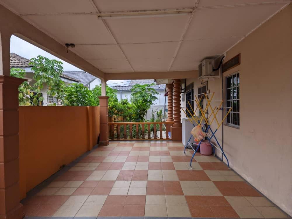 Adeeba Homestay Kuantan Exterior foto
