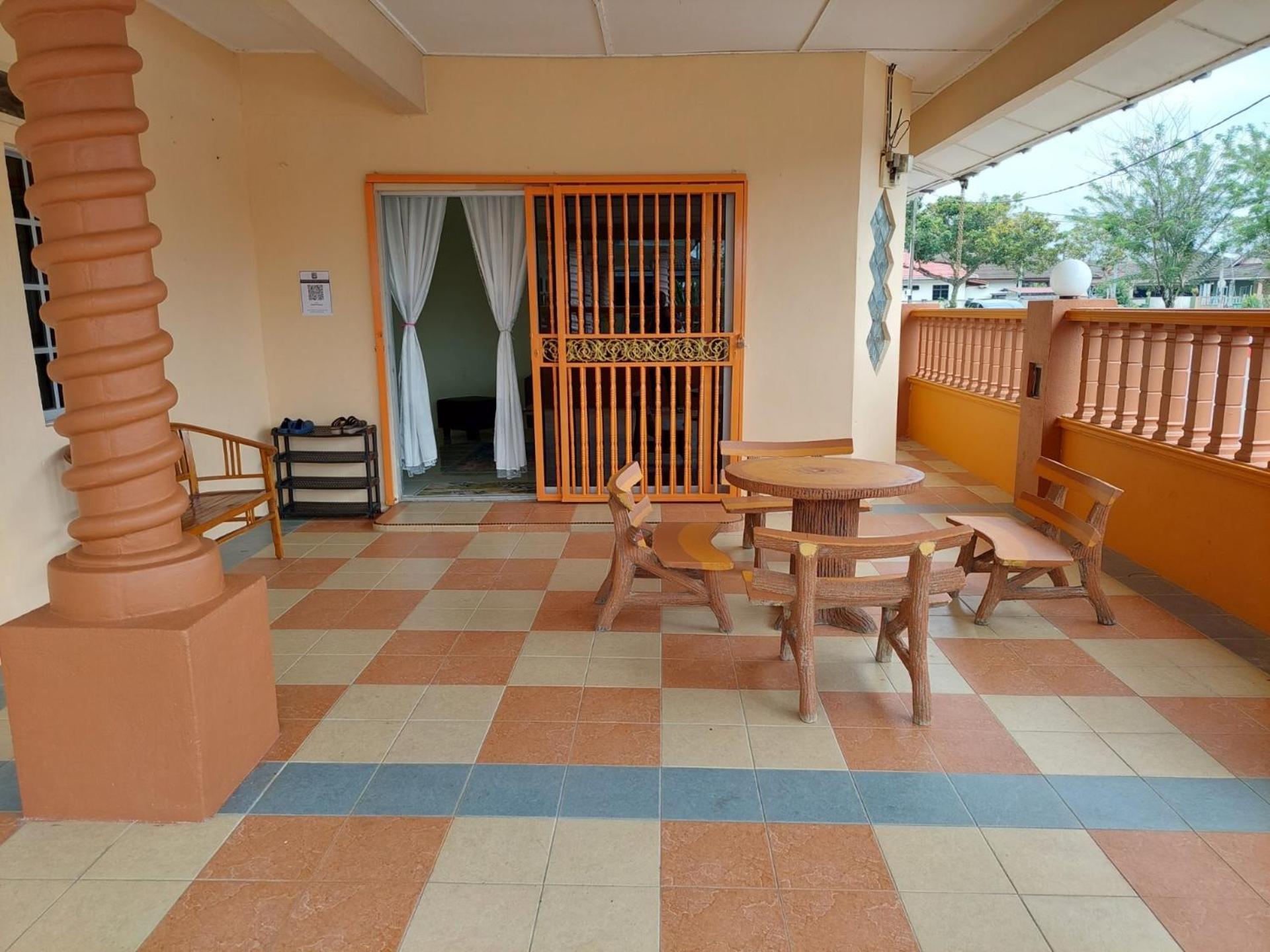 Adeeba Homestay Kuantan Exterior foto